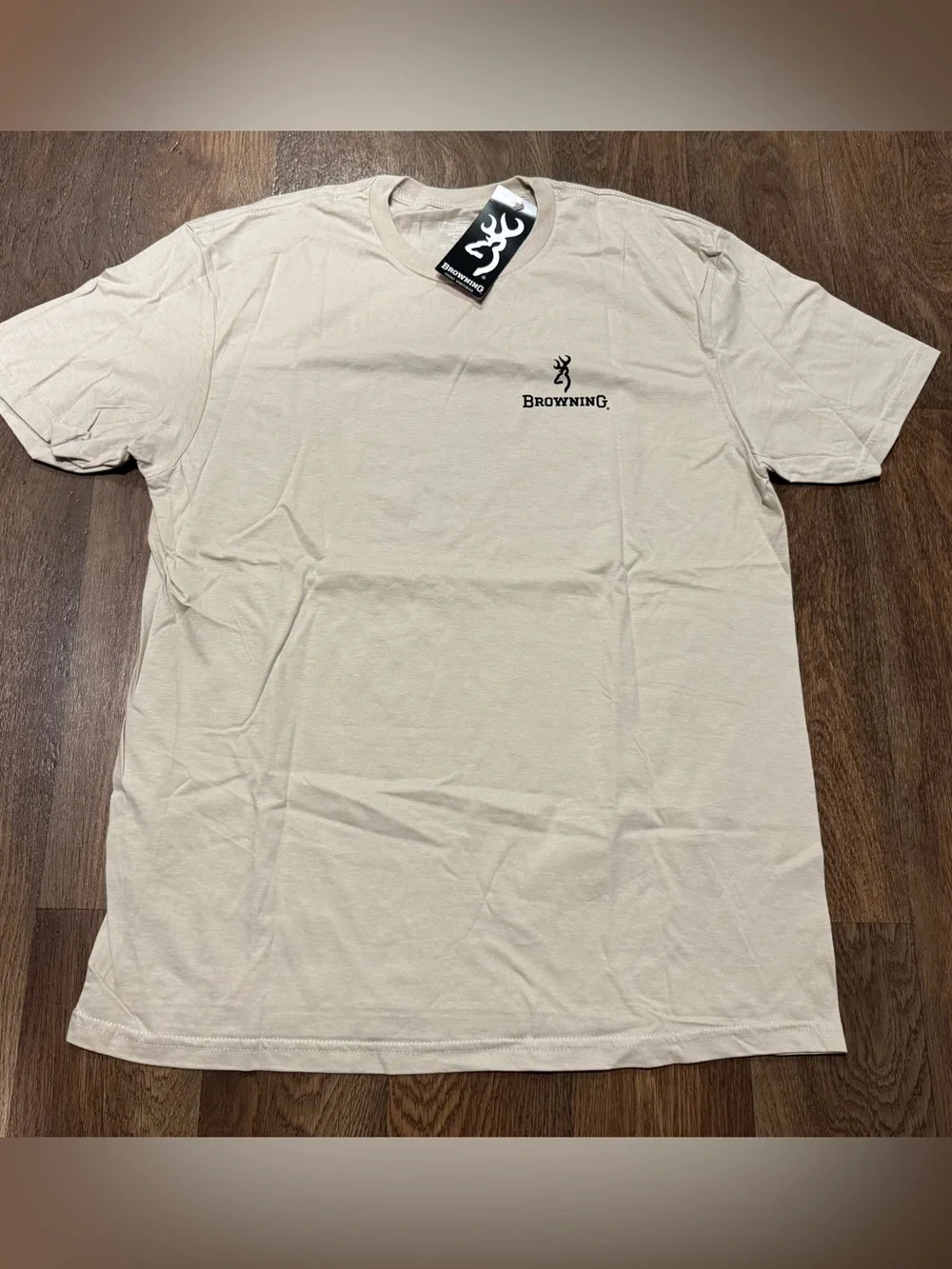 Browning Mens Logo Tshirt Big Horn Sheep Ram Cream Ivory Size Large NWT Outdoor